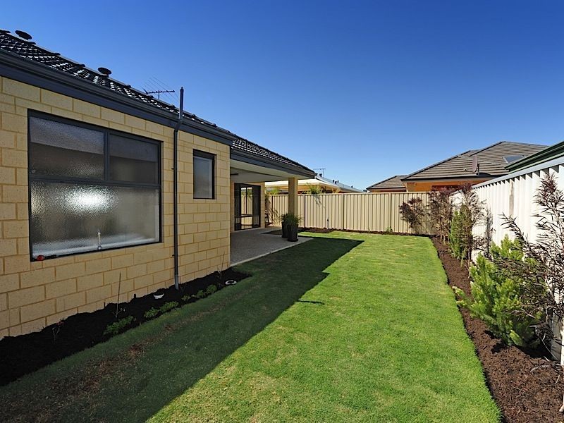 155 Southacre Drive, Canning Vale WA 6155