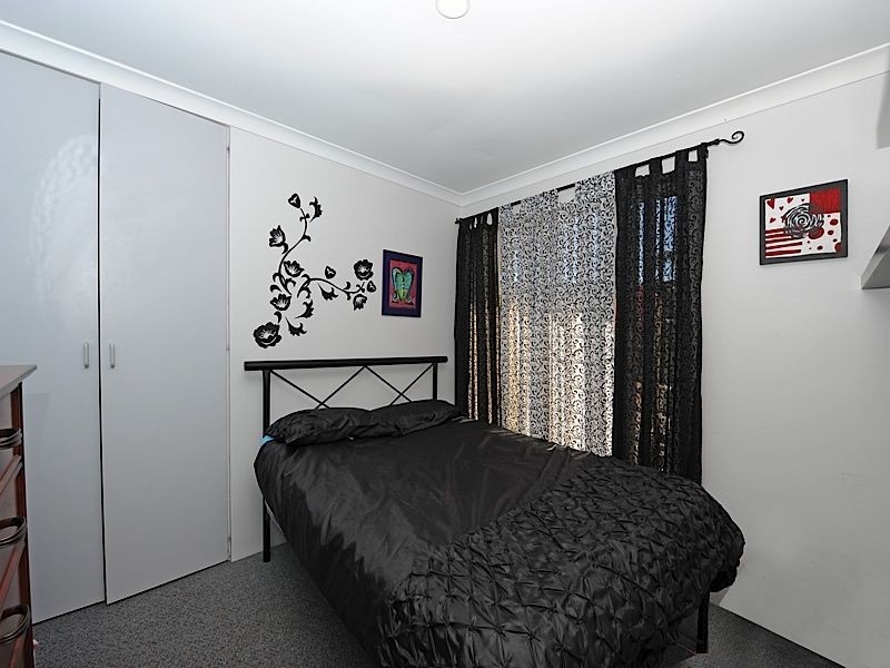 5 Woodlea Crest, Leeming WA 6149