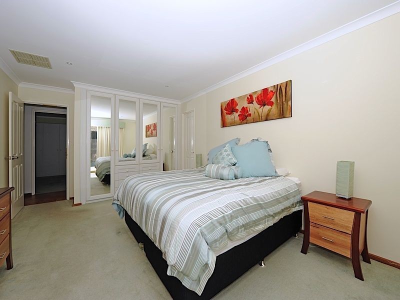 7 Partlon Rise, Leeming WA 6149