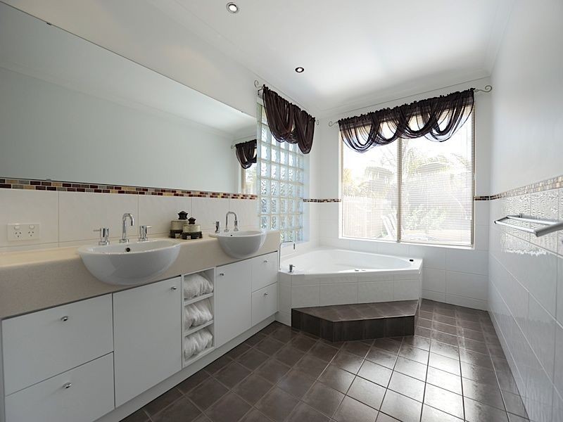 7 Partlon Rise, Leeming WA 6149
