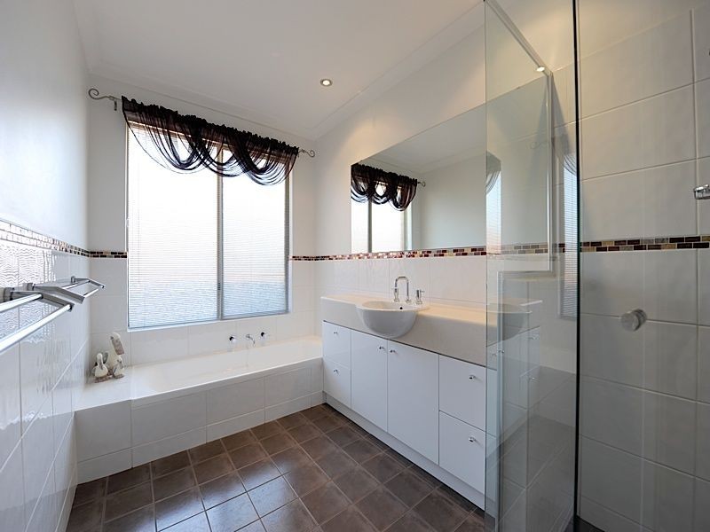 7 Partlon Rise, Leeming WA 6149