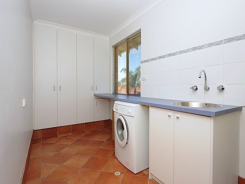 7 Partlon Rise, Leeming WA 6149
