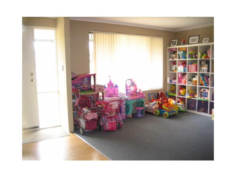 3 Ledden Court, Success WA 6164