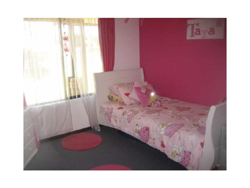 3 Ledden Court, Success WA 6164