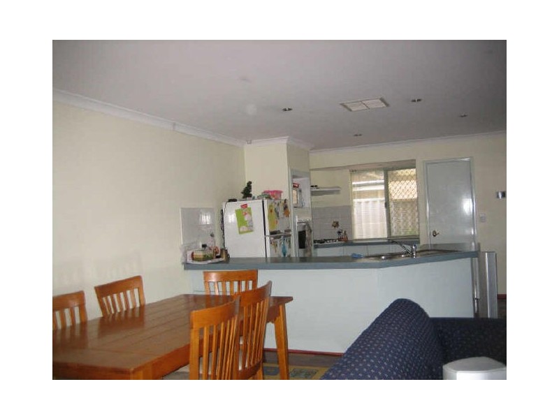 7 Charm Way, Atwell WA 6164