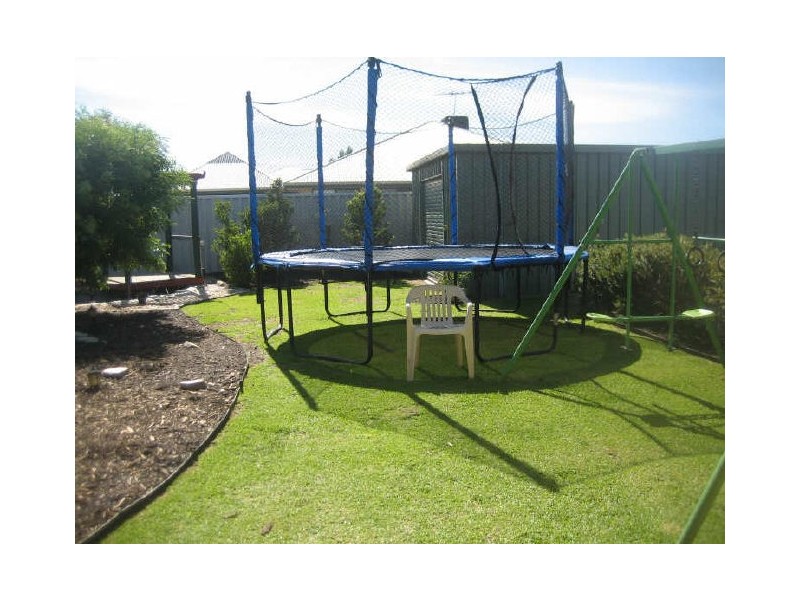 7 Charm Way, Atwell WA 6164