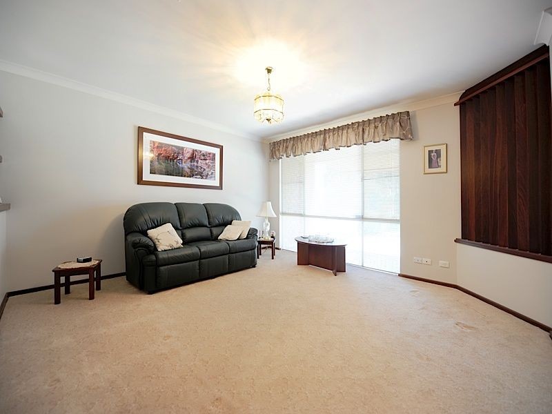 46 Hillock Circle, Leeming WA 6149