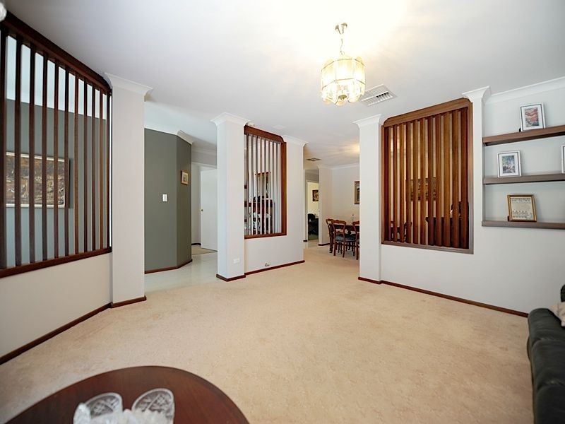 46 Hillock Circle, Leeming WA 6149