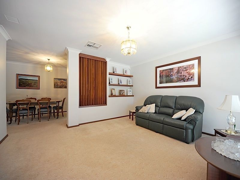 46 Hillock Circle, Leeming WA 6149