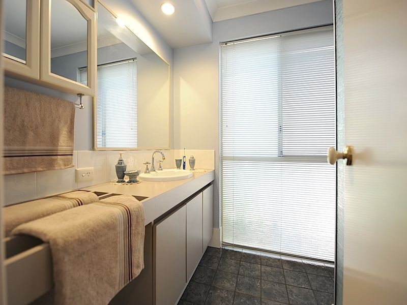 46 Hillock Circle, Leeming WA 6149