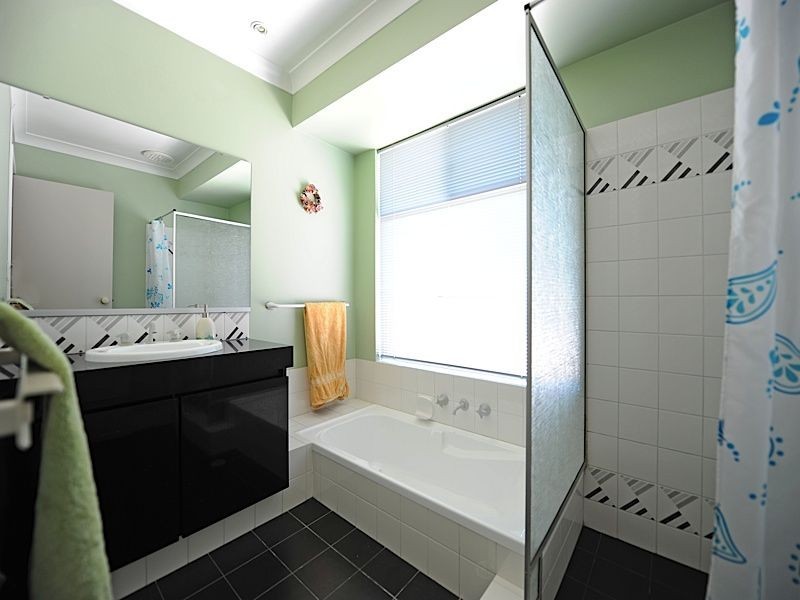 46 Hillock Circle, Leeming WA 6149