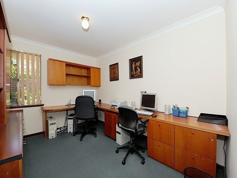 46 Hillock Circle, Leeming WA 6149