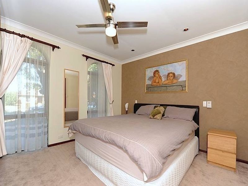 75 Endeavour Avenue, Bull Creek WA 6149