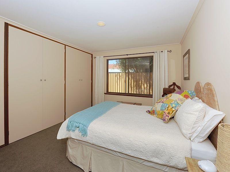 11 Gariver Street, Leeming WA 6149