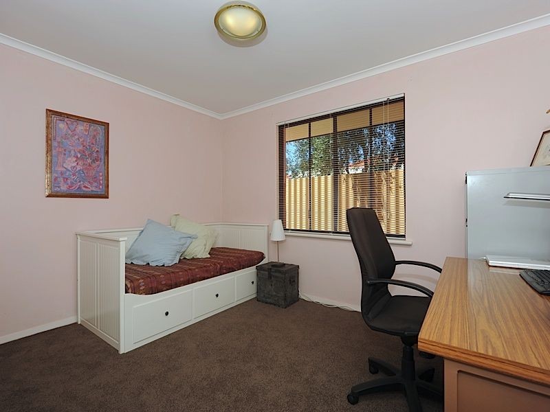 11 Gariver Street, Leeming WA 6149