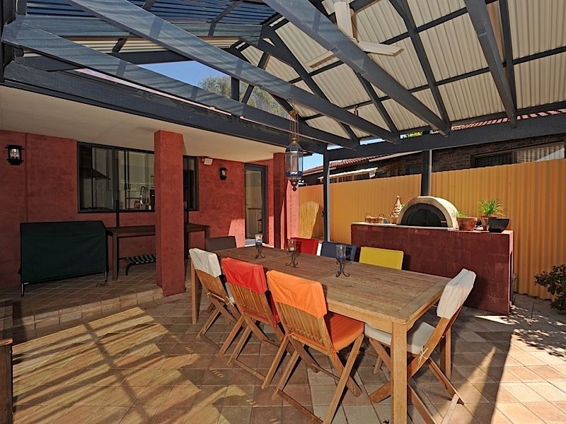 11 Gariver Street, Leeming WA 6149