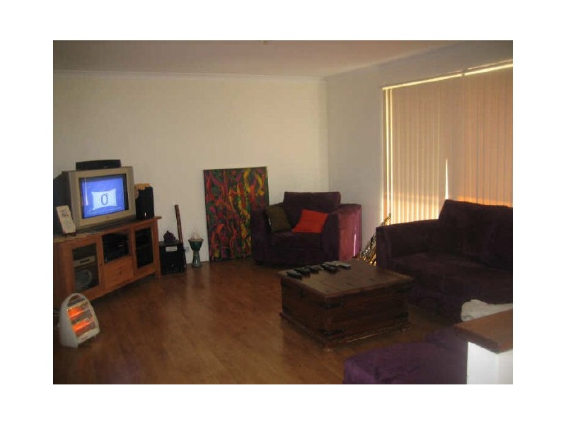 301 Wentworth Parade, Success WA 6164