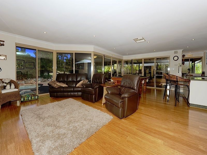 5 Green Croft Gardens, Leeming WA 6149