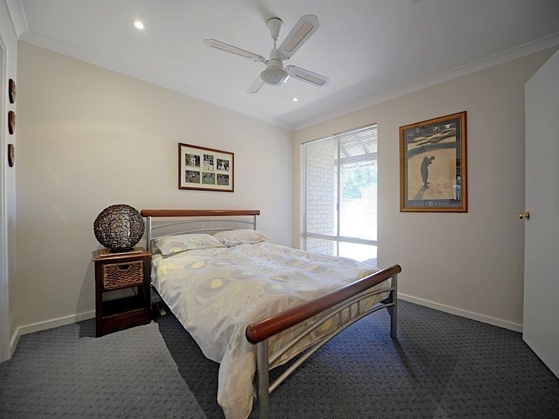 5 Green Croft Gardens, Leeming WA 6149