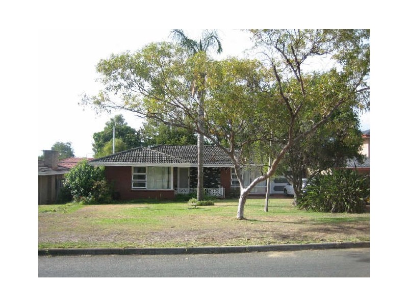 24 Bellairs Road, Kardinya WA 6163