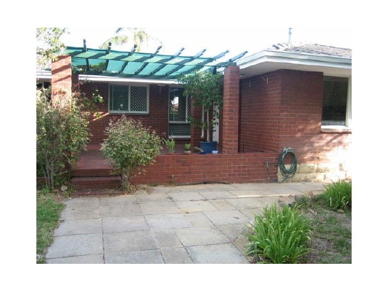 24 Bellairs Road, Kardinya WA 6163