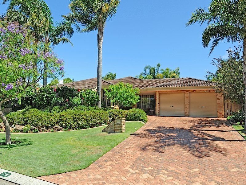 74 Casserly Drive, Leeming WA 6149