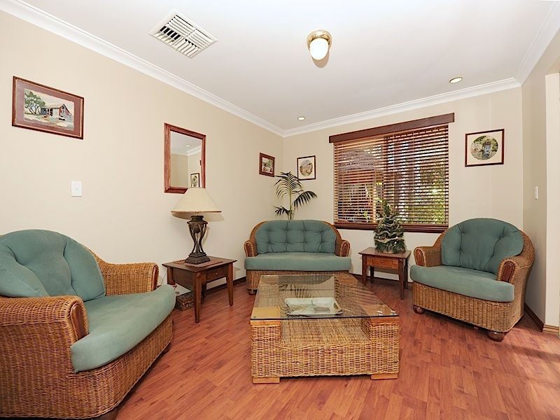 74 Casserly Drive, Leeming WA 6149