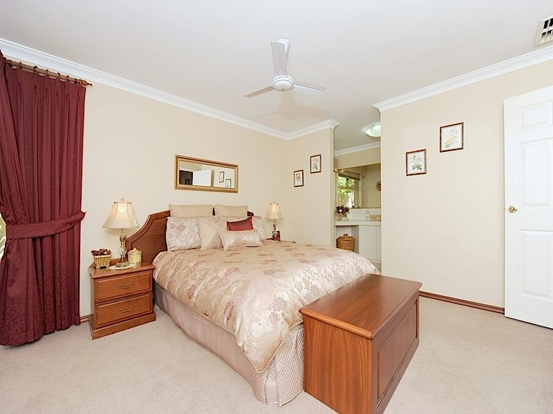 74 Casserly Drive, Leeming WA 6149