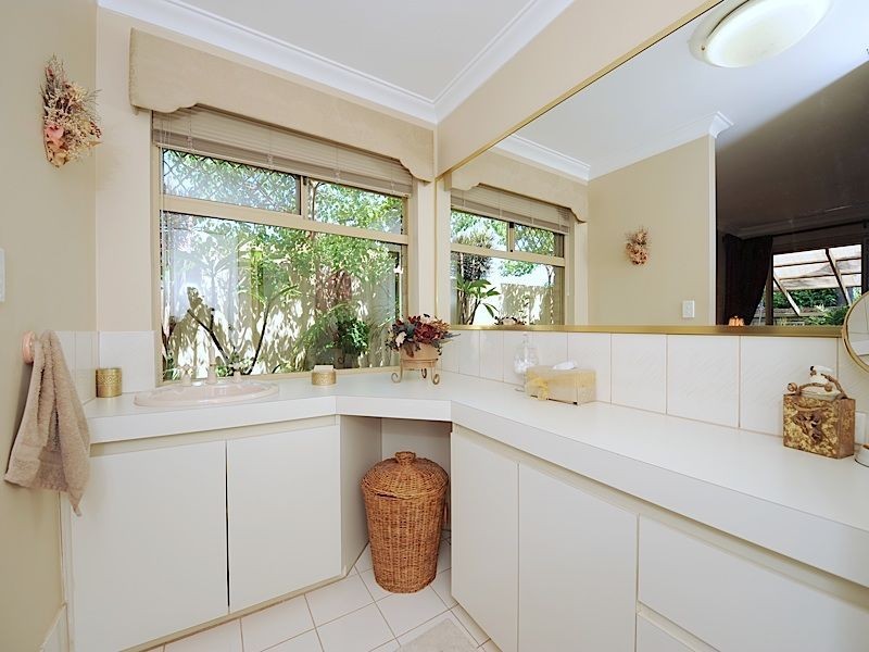 74 Casserly Drive, Leeming WA 6149