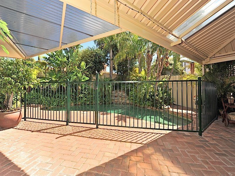 74 Casserly Drive, Leeming WA 6149