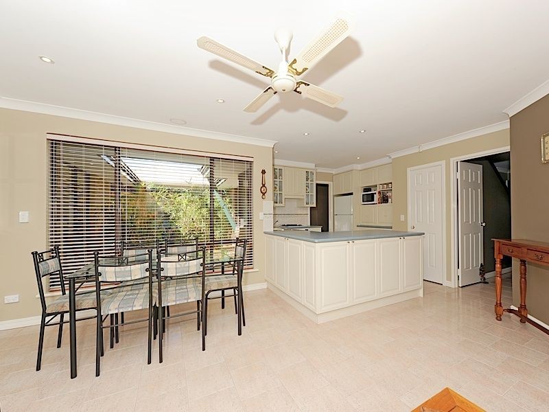 14 Stainton Place, Leeming WA 6149