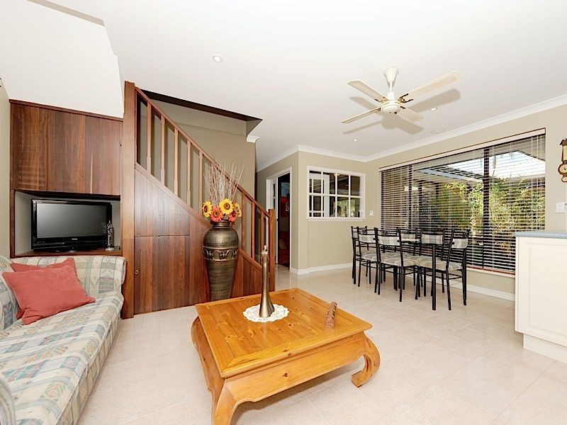 14 Stainton Place, Leeming WA 6149