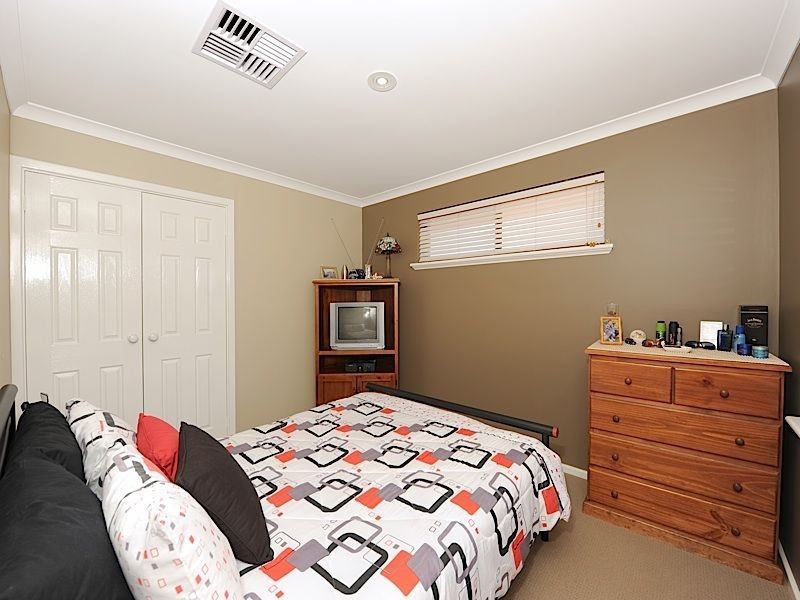 14 Stainton Place, Leeming WA 6149