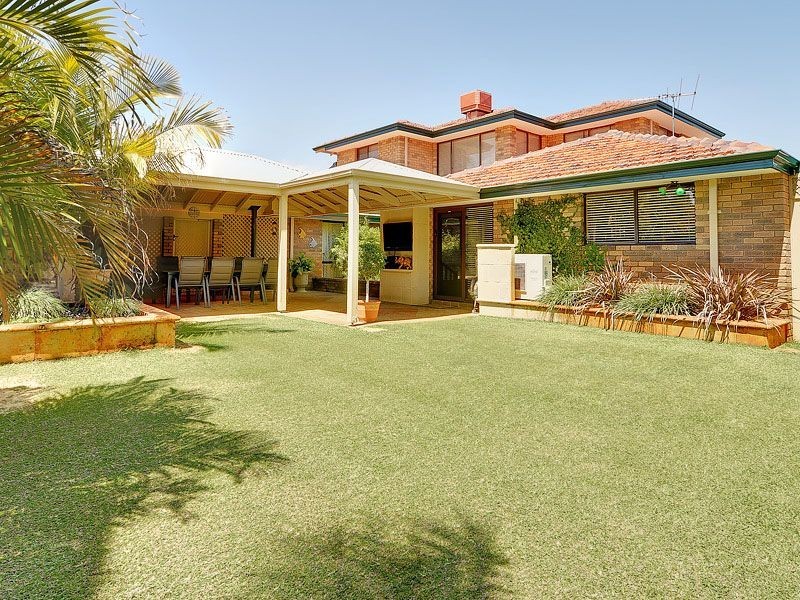 14 Stainton Place, Leeming WA 6149