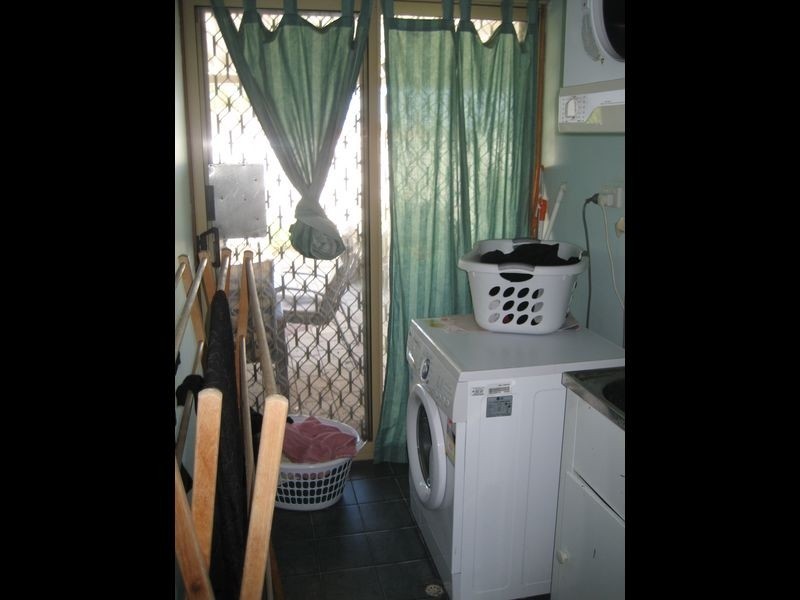 6 Dover Place, Yangebup WA 6164