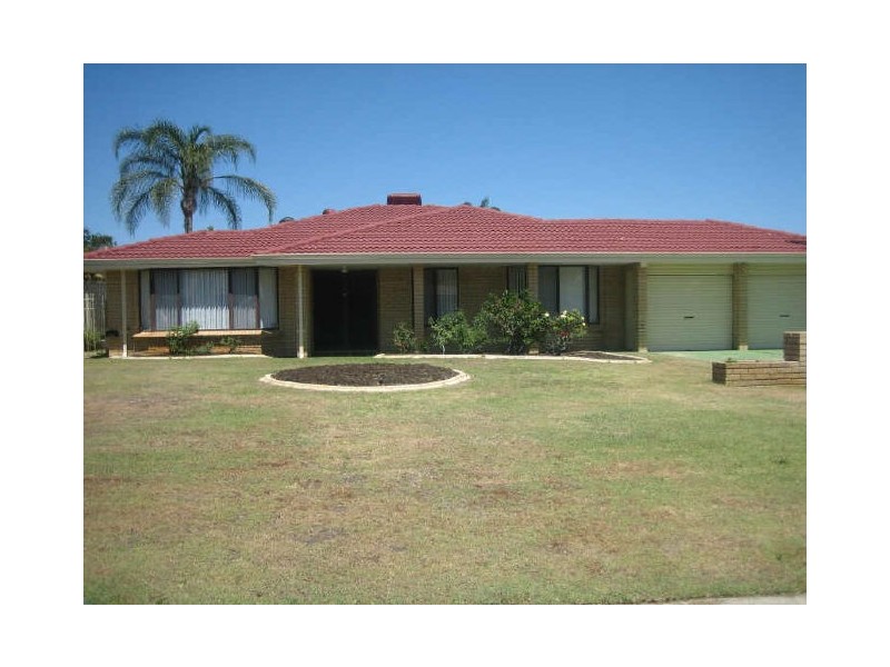16 Sovereign Drive, Thornlie WA 6108