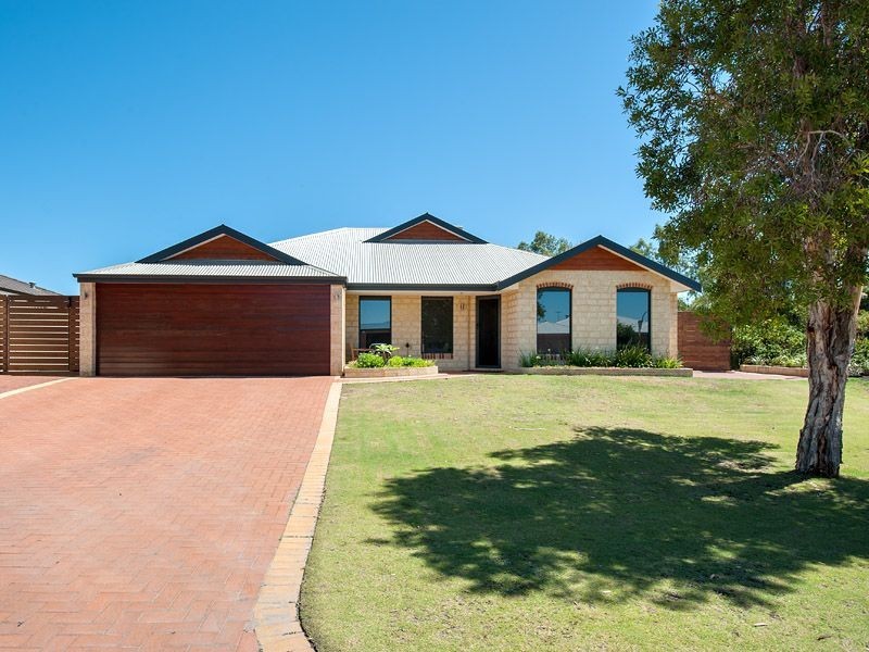 2 Avon Crescent, Atwell WA 6164