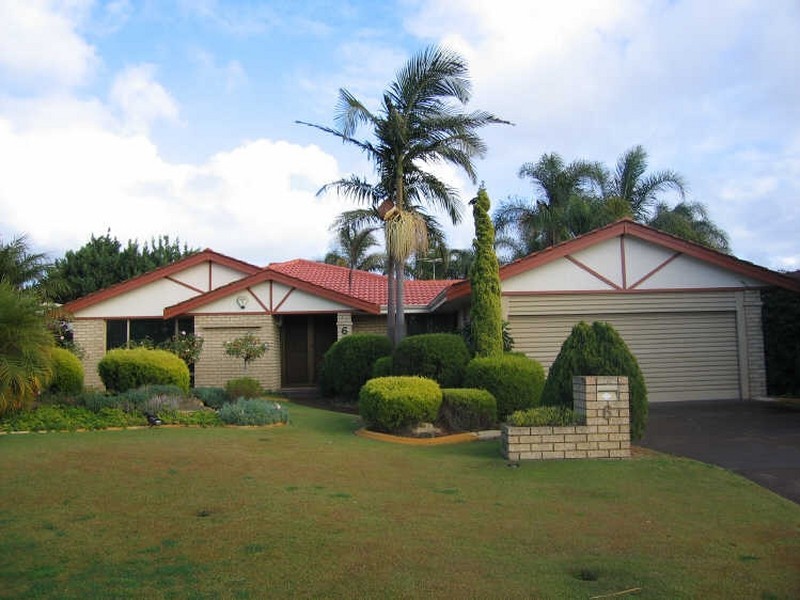 6 Heatherlea Parkway, Leeming WA 6149