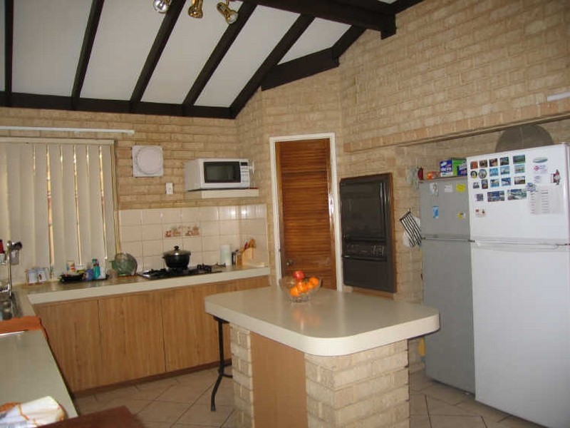 6 Heatherlea Parkway, Leeming WA 6149