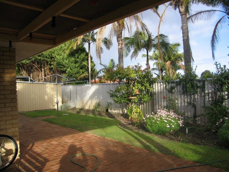 6 Heatherlea Parkway, Leeming WA 6149