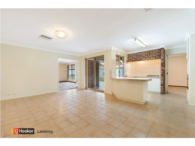 75 Gracechurch Crescent, Leeming WA 6149