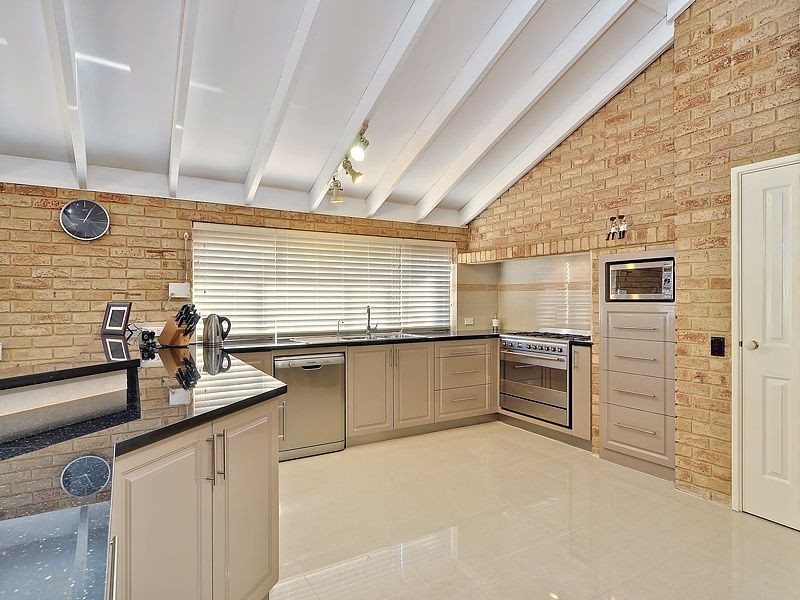 42 San Miguel Drive, Leeming WA 6149