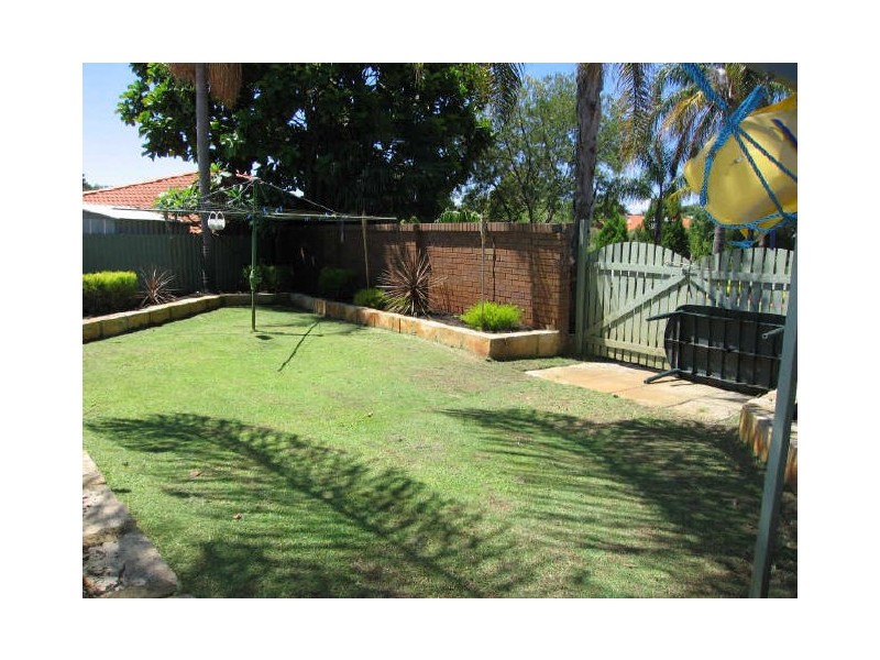 a/15 Homestead Avenue, Bibra Lake WA 6163