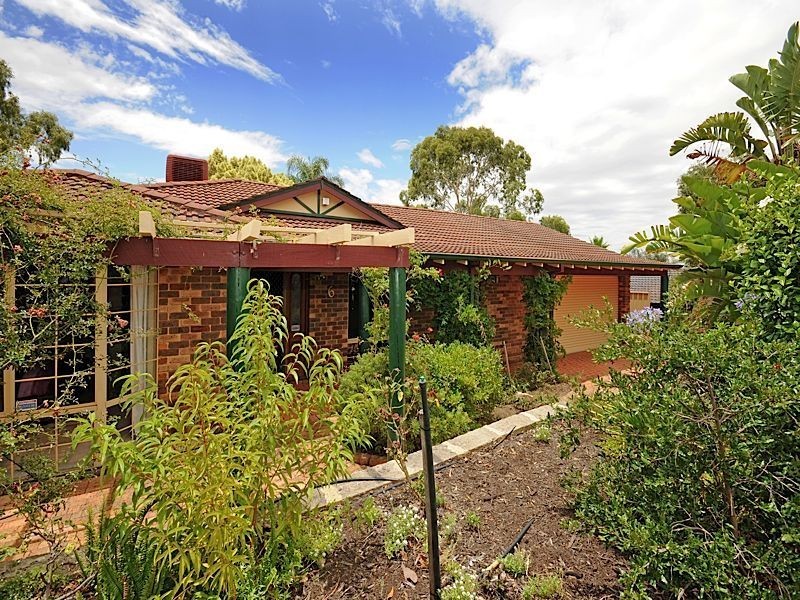 6 Wyss Lane, North Lake WA 6163