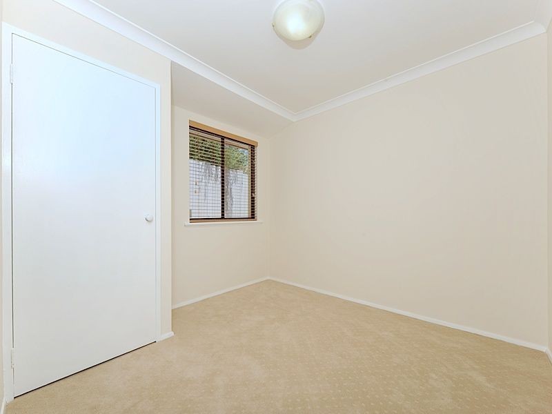 14 Krugger Place, Leeming WA 6149