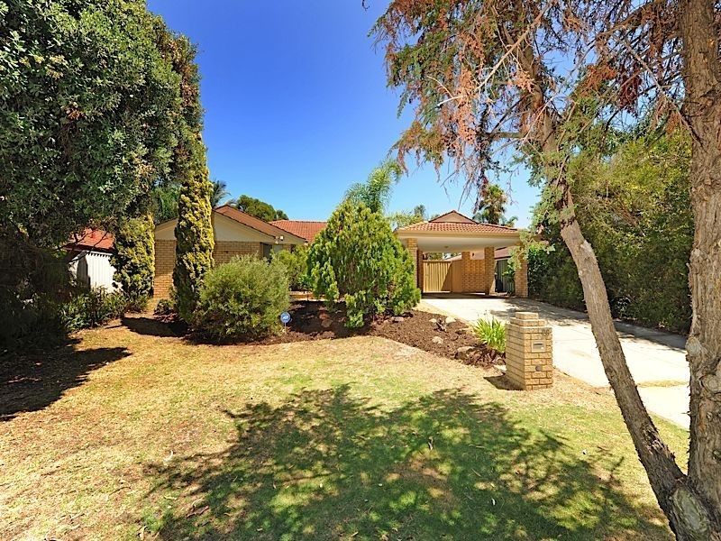 26 Windmill Drive, Bibra Lake WA 6163