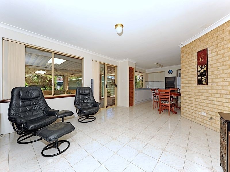 26 Windmill Drive, Bibra Lake WA 6163