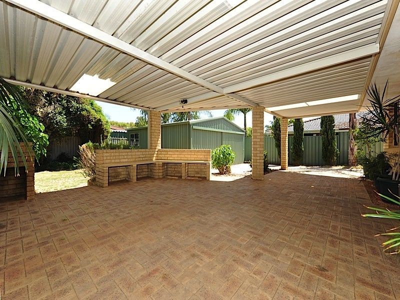 26 Windmill Drive, Bibra Lake WA 6163