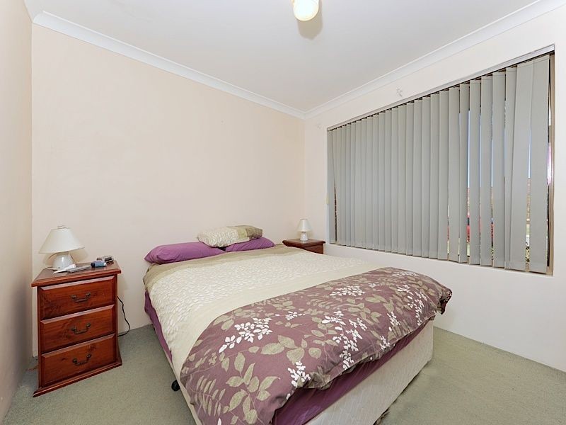 10 Daley Close, Atwell WA 6164