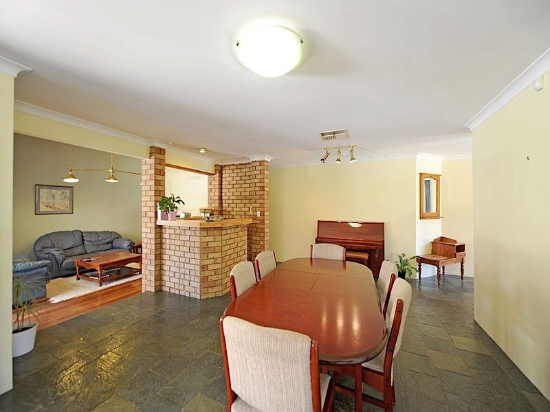 34 Ela Street, Leeming WA 6149